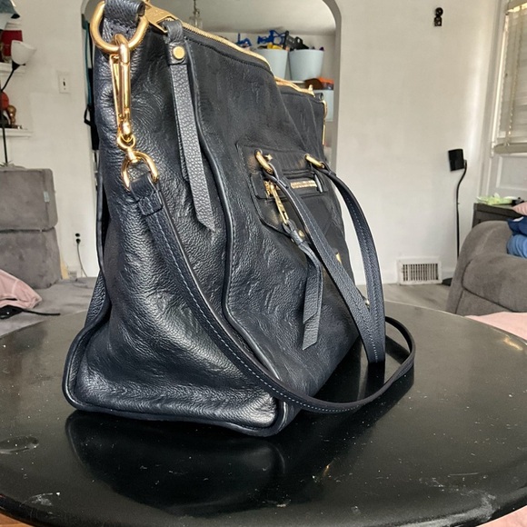 Louis Vuitton Lumineuse PM Infini - Picture 3 of 9